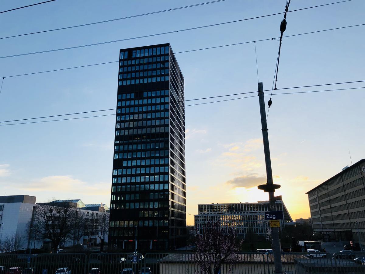 Park Tower City View Apartments Zug Bagian luar foto