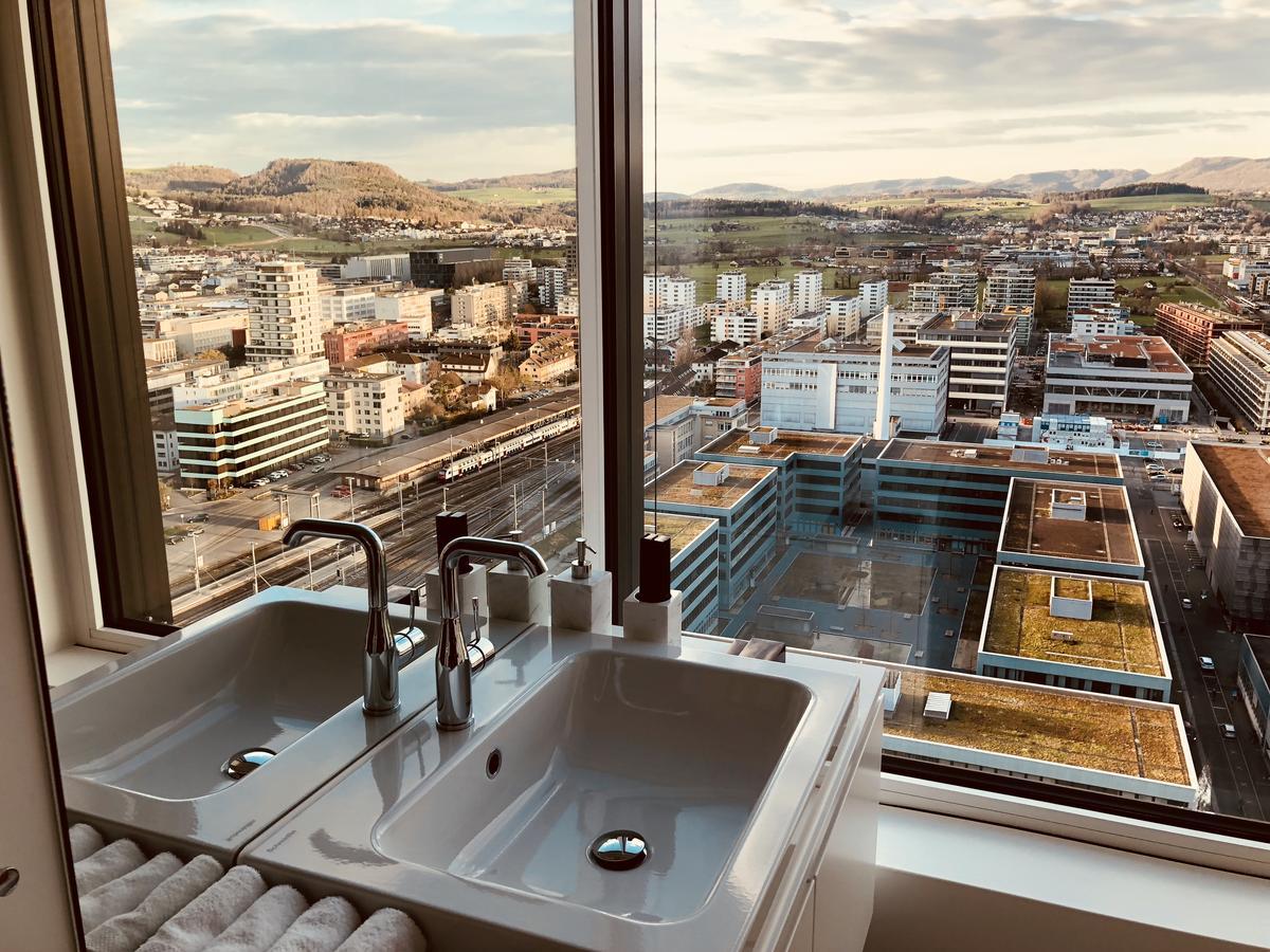 Park Tower City View Apartments Zug Bagian luar foto