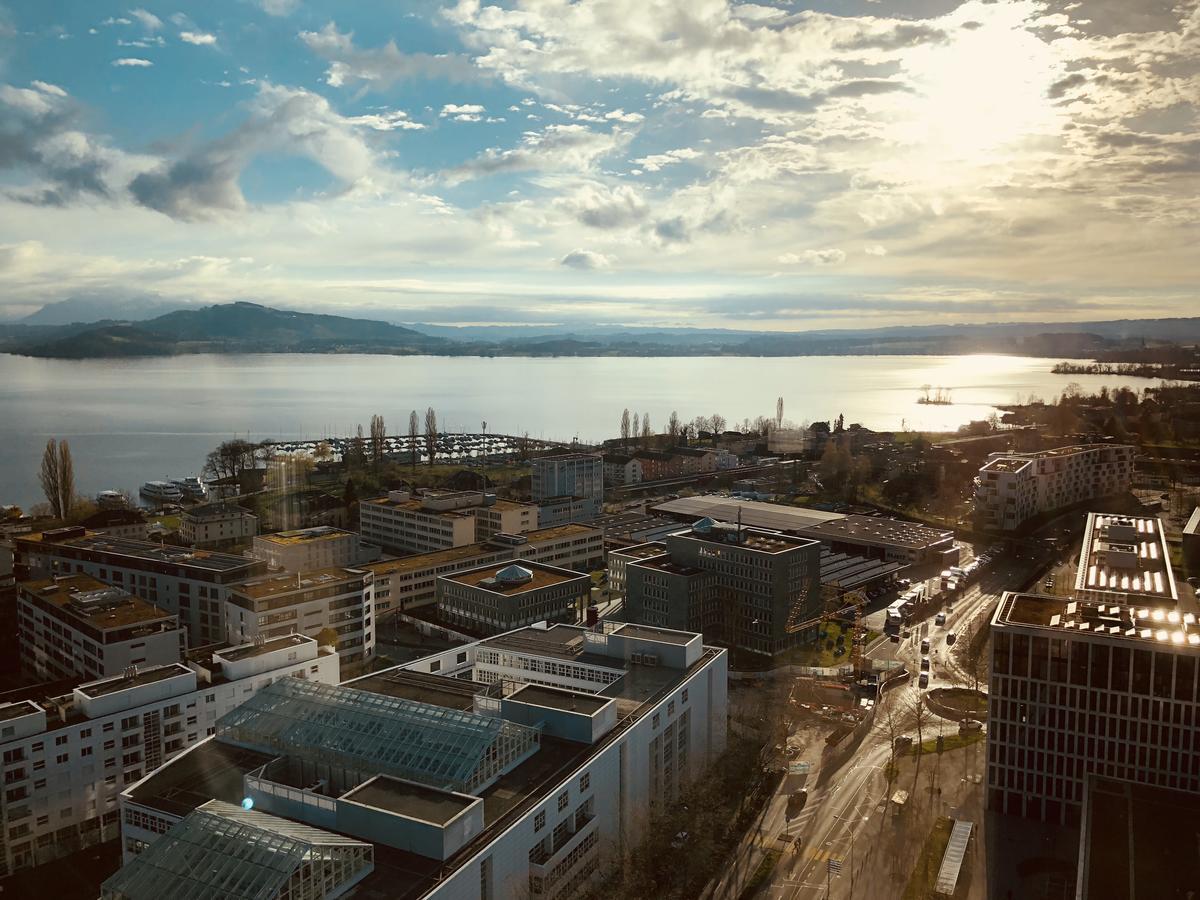 Park Tower City View Apartments Zug Bagian luar foto